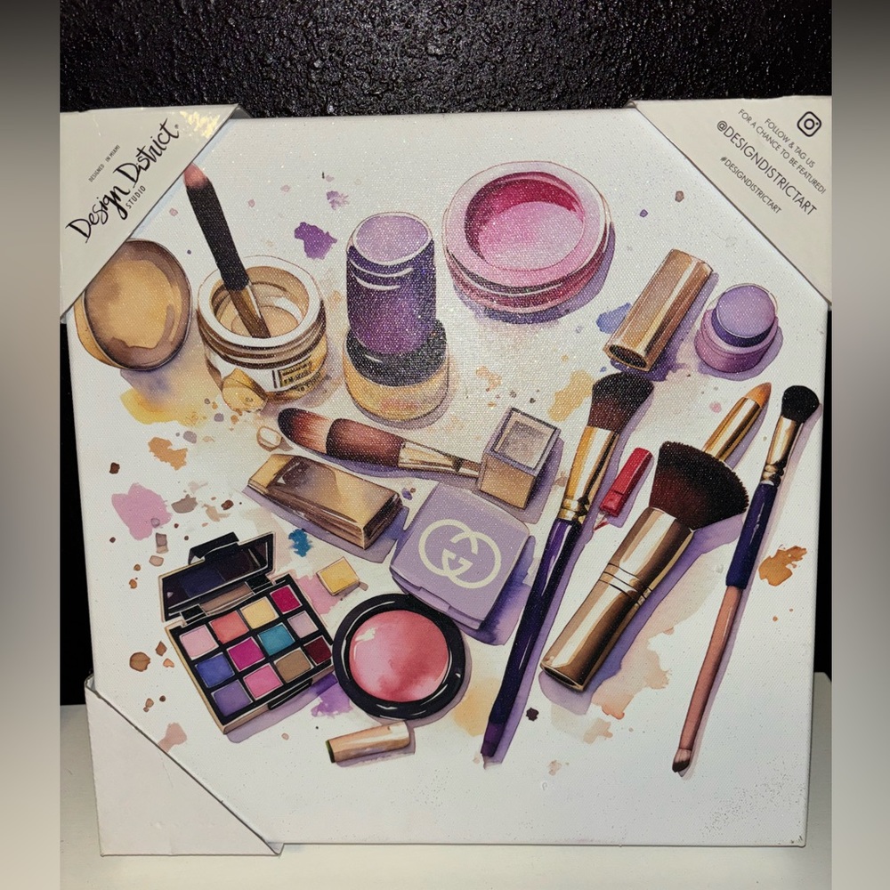 Design District Gucci Makeup designer wall art GG Like Oliver Gal